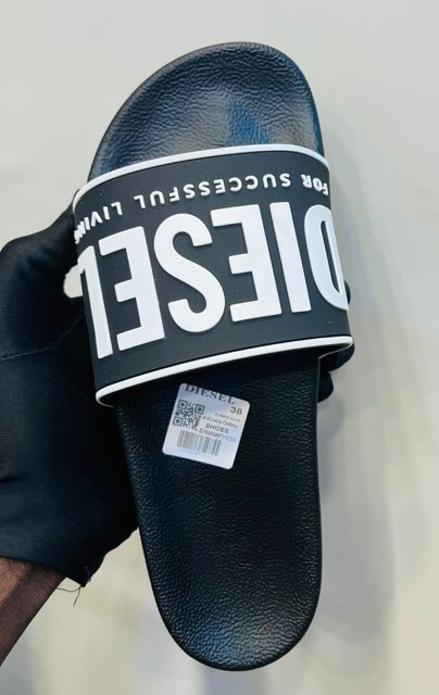 Claquettes pour hommes