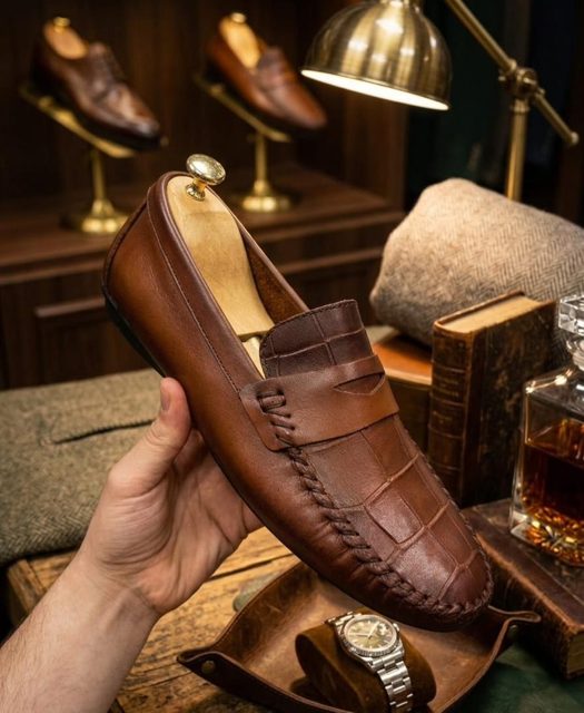 Chaussure disponible